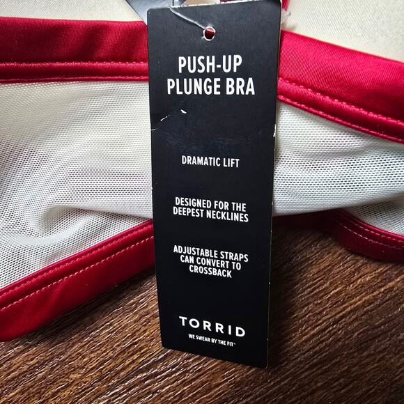 Plunge Push-Up Embroidered Lace Straight Back Bra - 42DDD - :Lipstick Red - Picture 12 of 12